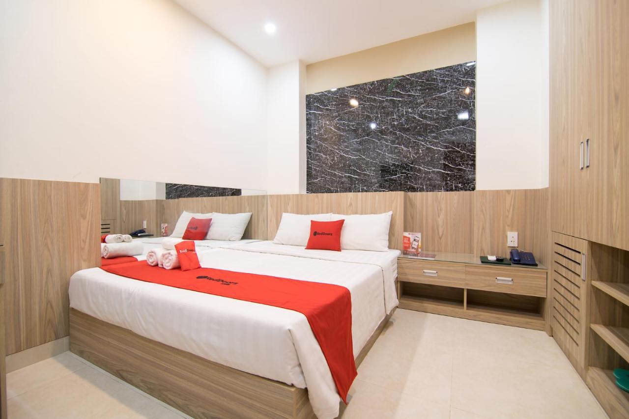 RedDoorz Love Hotel Tran Binh Trong Binh Thanh Ho-Chi-Minh-Stadt Exterior foto